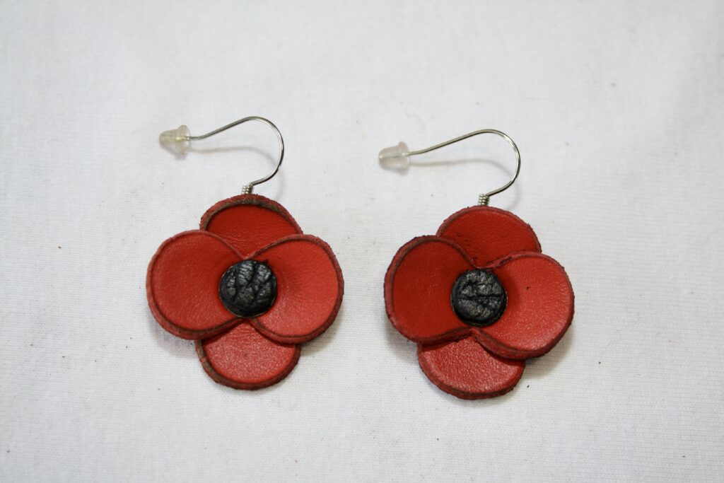 Boucle d'oreille Coquelicot Courte